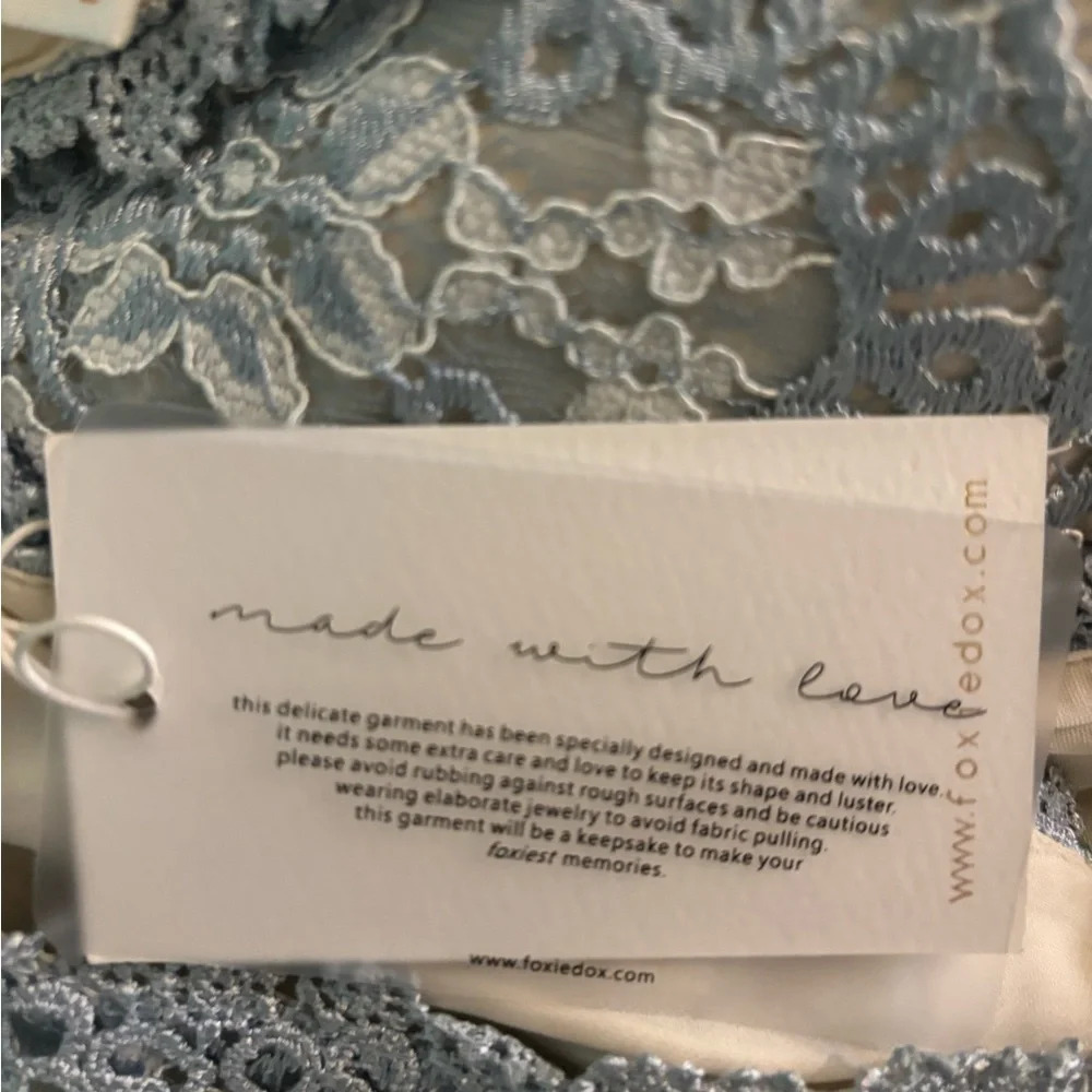 NWT Foxiedox Womens Sz Med Blue Lace Sleeveless Jumpsuit Faux Wrap Cropped Lined - Picture 10 of 12
